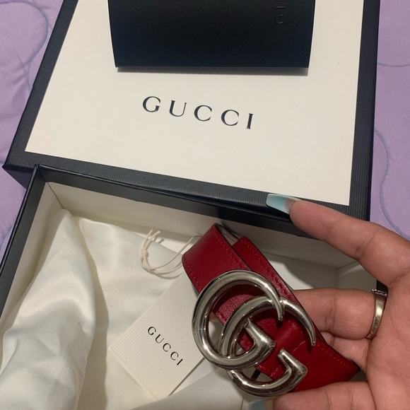 Red color Gucci belt little girl like new size Large - Picture 2 of 4
